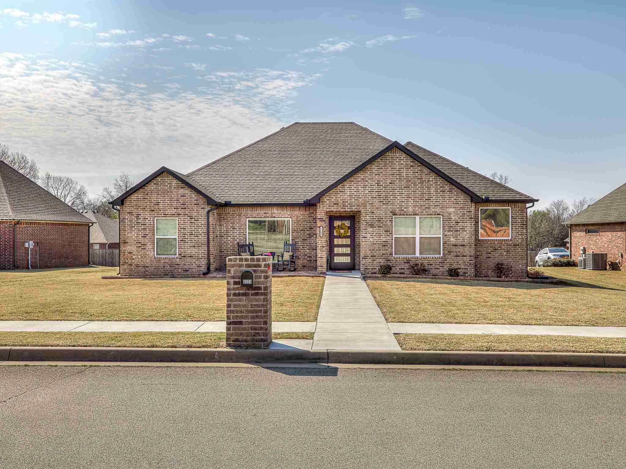 Alexis Laqua - 11545 Hampton Dr-23