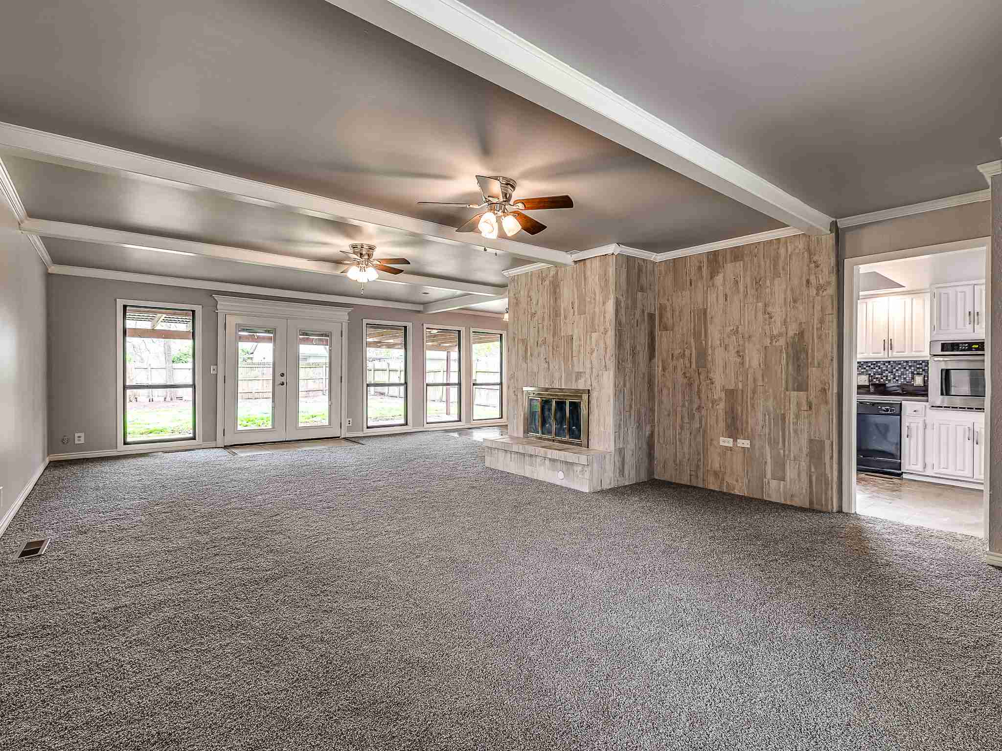 Alexis Laqua - 11545 Hampton Dr-23