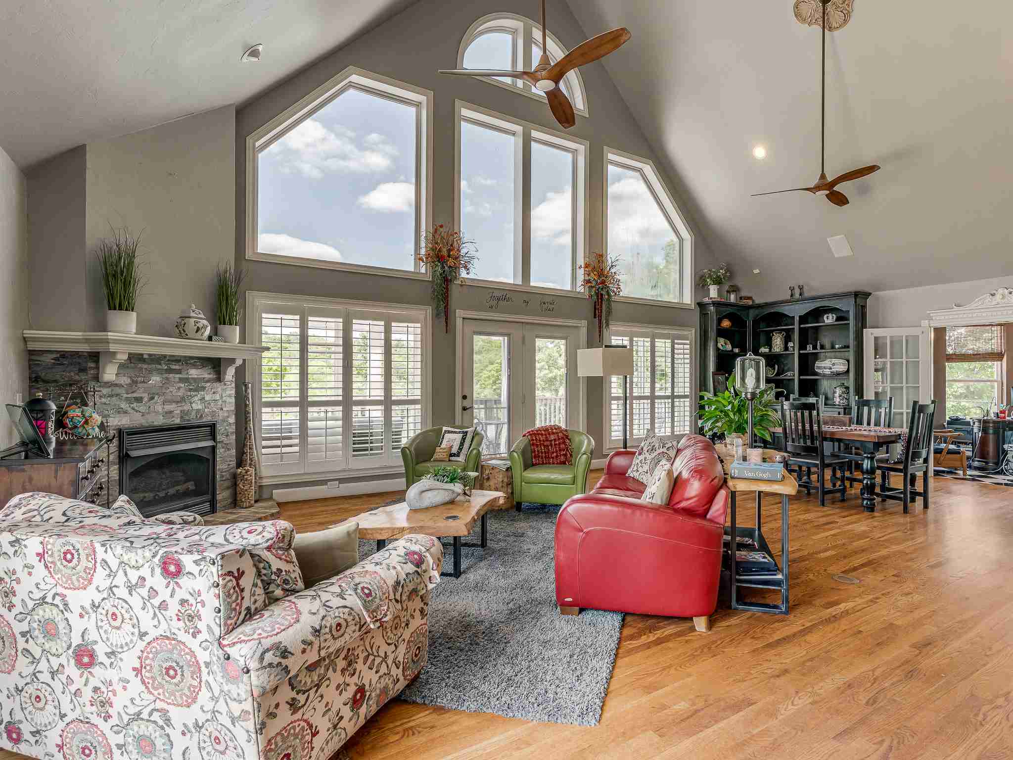 Alexis Laqua - 11545 Hampton Dr-23